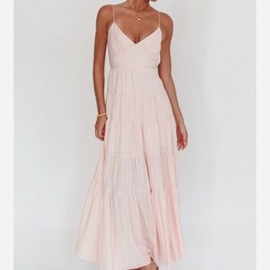 Selfie Leslie New With Tags Blush Maxi Dress